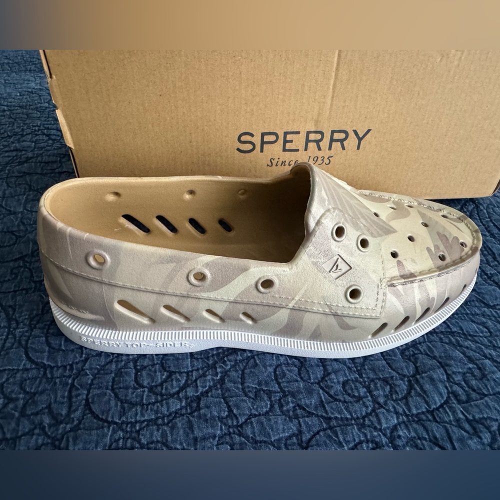 Sperry shoes